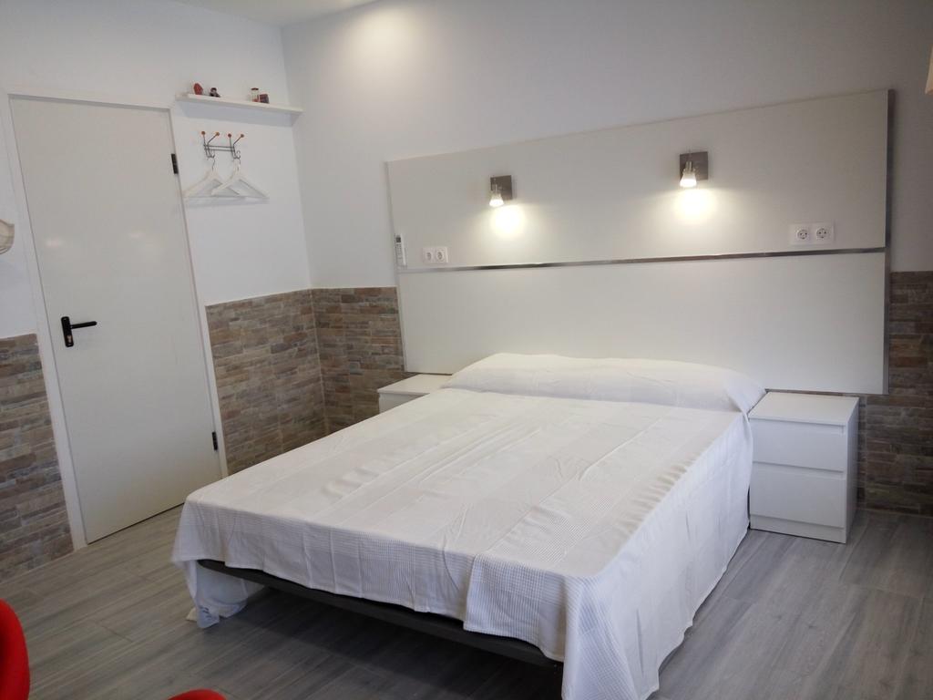 Apartamentos Bcntourism Пінеза-да-Мар Екстер'єр фото
