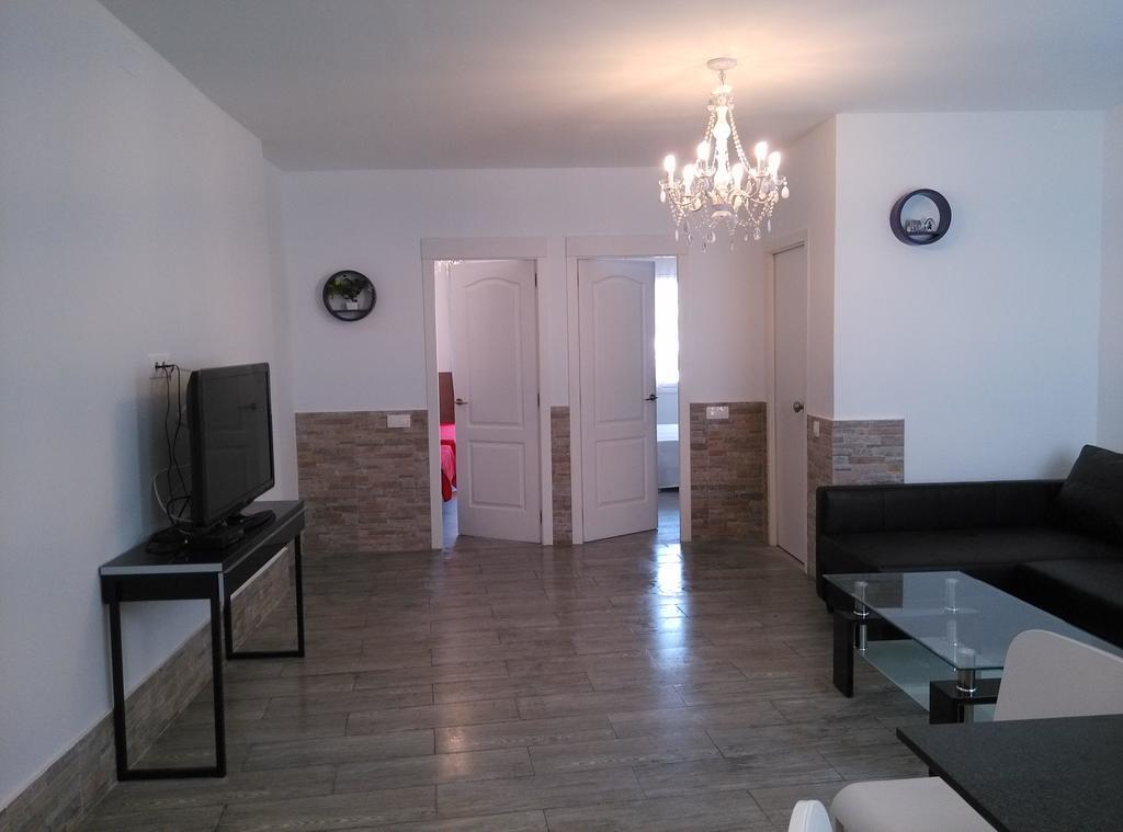 Apartamentos Bcntourism Пінеза-да-Мар Екстер'єр фото