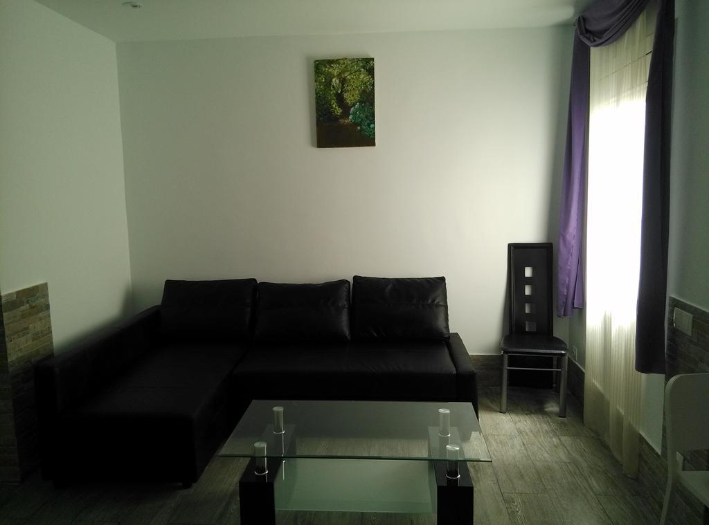 Apartamentos Bcntourism Пінеза-да-Мар Екстер'єр фото