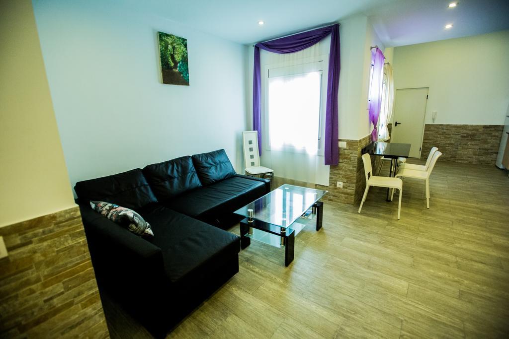 Apartamentos Bcntourism Пінеза-да-Мар Екстер'єр фото
